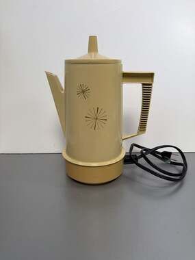 Vintage Regal Electric Coffee Percolator Starburst Atomic MCM Tan 8 Cup
